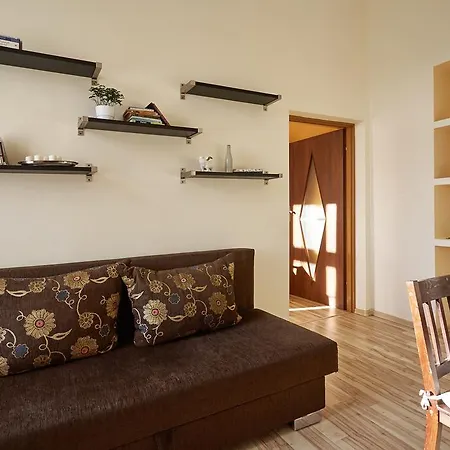 Be Slow Apartment *